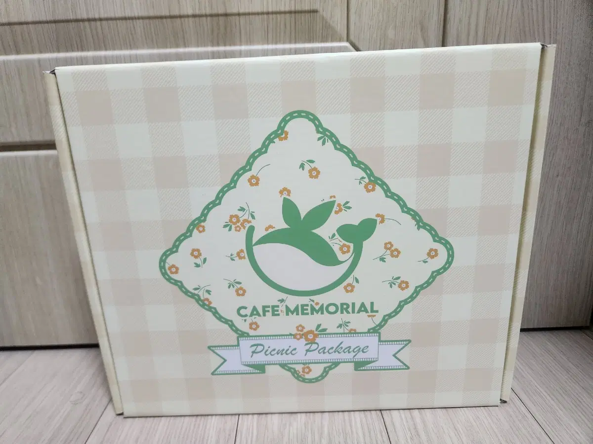블루아카이브 카페 메모리얼 피크닉 패키지 미개봉