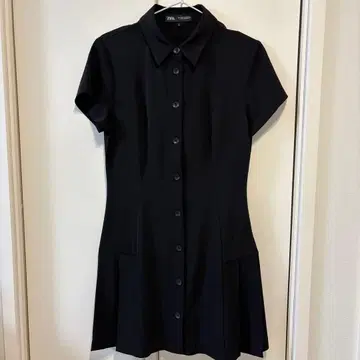 ZARA 플리츠 미니 원피스 블랙 컬러 S