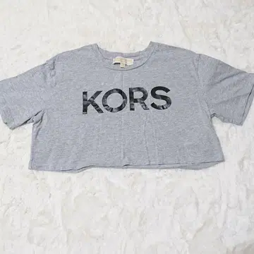 새상품급 MICHAEL KORS 로고 크롭 T셔츠 그레이 XS