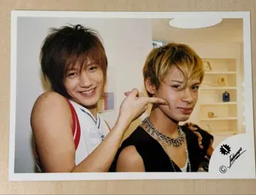 공식 사진 아카니시 진 우에다 타츠야 KAT-TUN