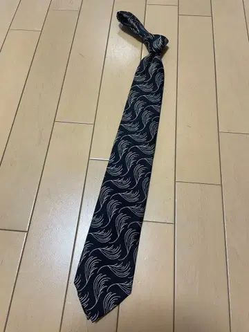 NICKY 블랙 빅 패턴 태국