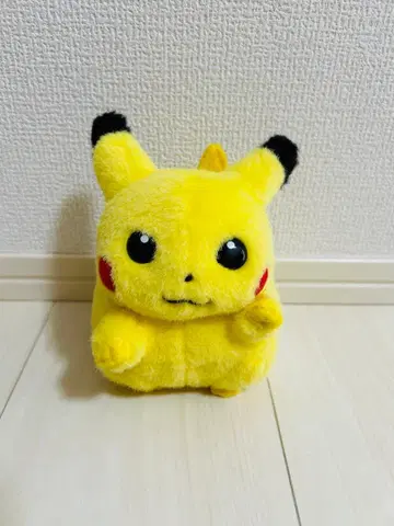 새상품급 미용 레어 초기 초창기 피카츄 봉제 인형 TOMY