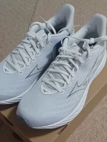 [새상품] MIZUNO WAVE RIDER 28 러닝화 24.0cm