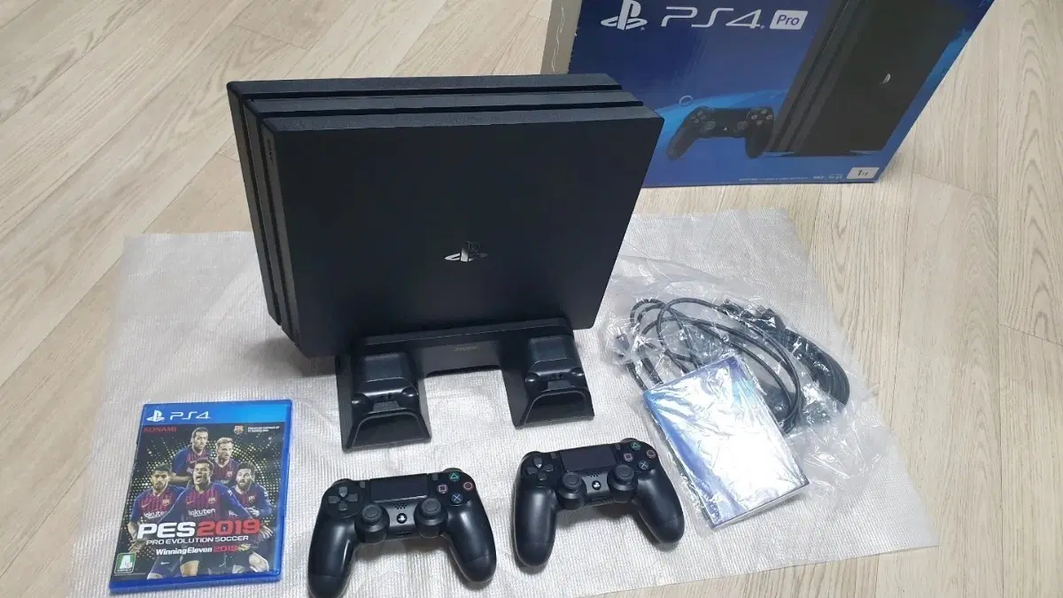 ps4 프로 7218 풀박 PES2019 포함