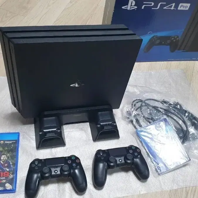 ps4 프로 7218 풀박 PES2019 포함