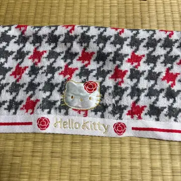 헬로키티 하운드투스 패턴 핸드 타월