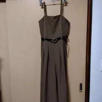 카프리슈레마쥬 벨트 포함 살로펫 올인원 브라운 S 36