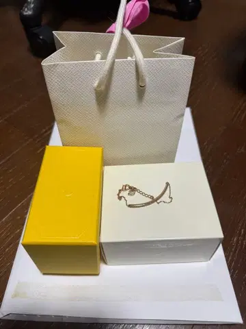 Swarovski Only 시리즈 팔찌 로즈 골드