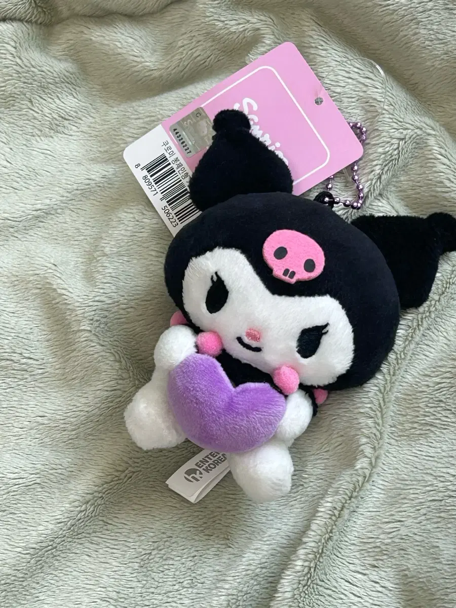 택0,새상품) 산리오 쿠로미 퍼플 하트 인형 키링