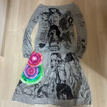 Y2K 갸루 구제 의류 오프숄더 Desigual 셋업 그레이