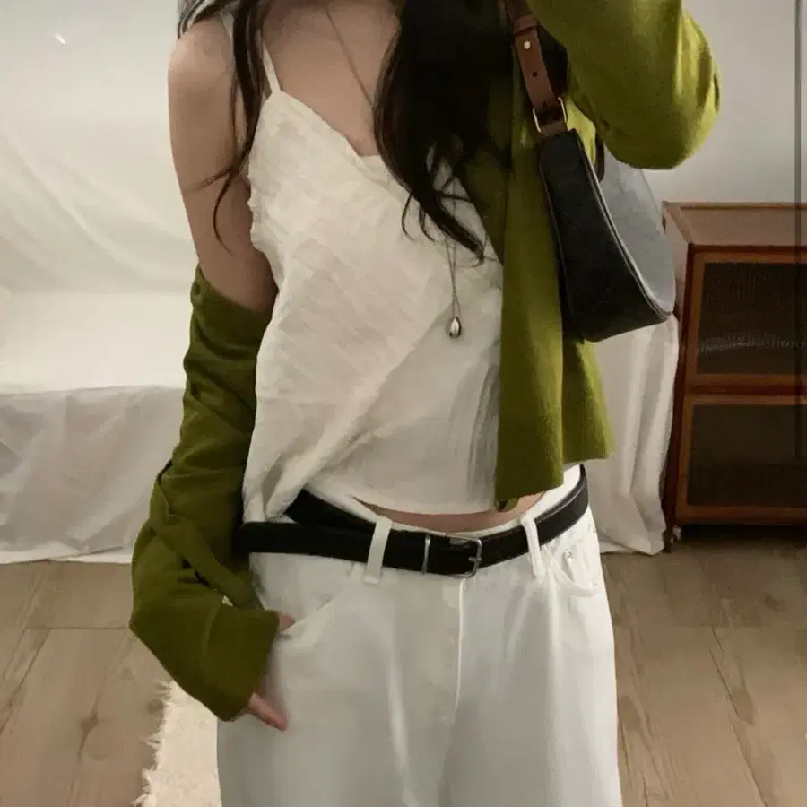 (새상품) 브이넥 랩 나시 블라우스 / 브라운