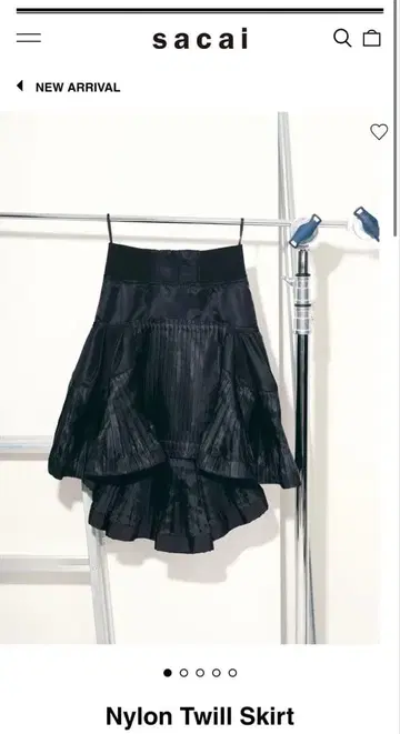 sacai 나일론 트윌 스커트 블랙