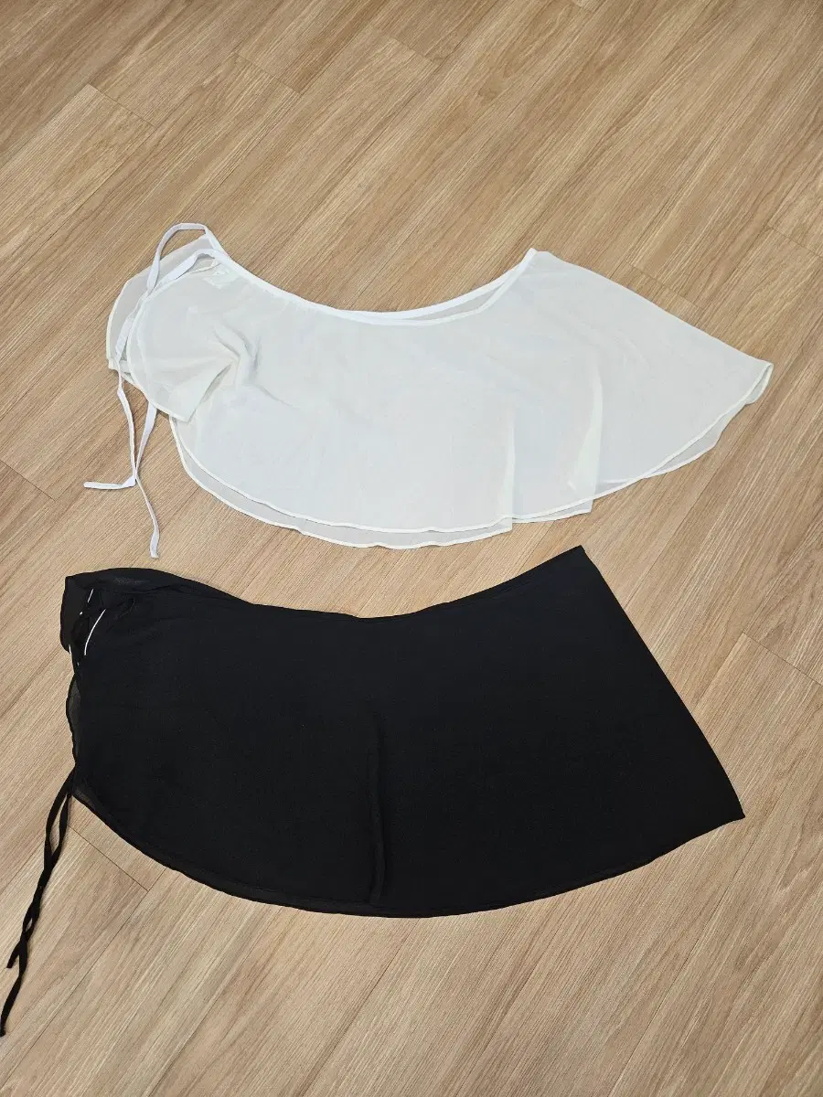 (새상품) 성인 발레스커트 랩스커트 2개 일괄(블랙/아이보리)