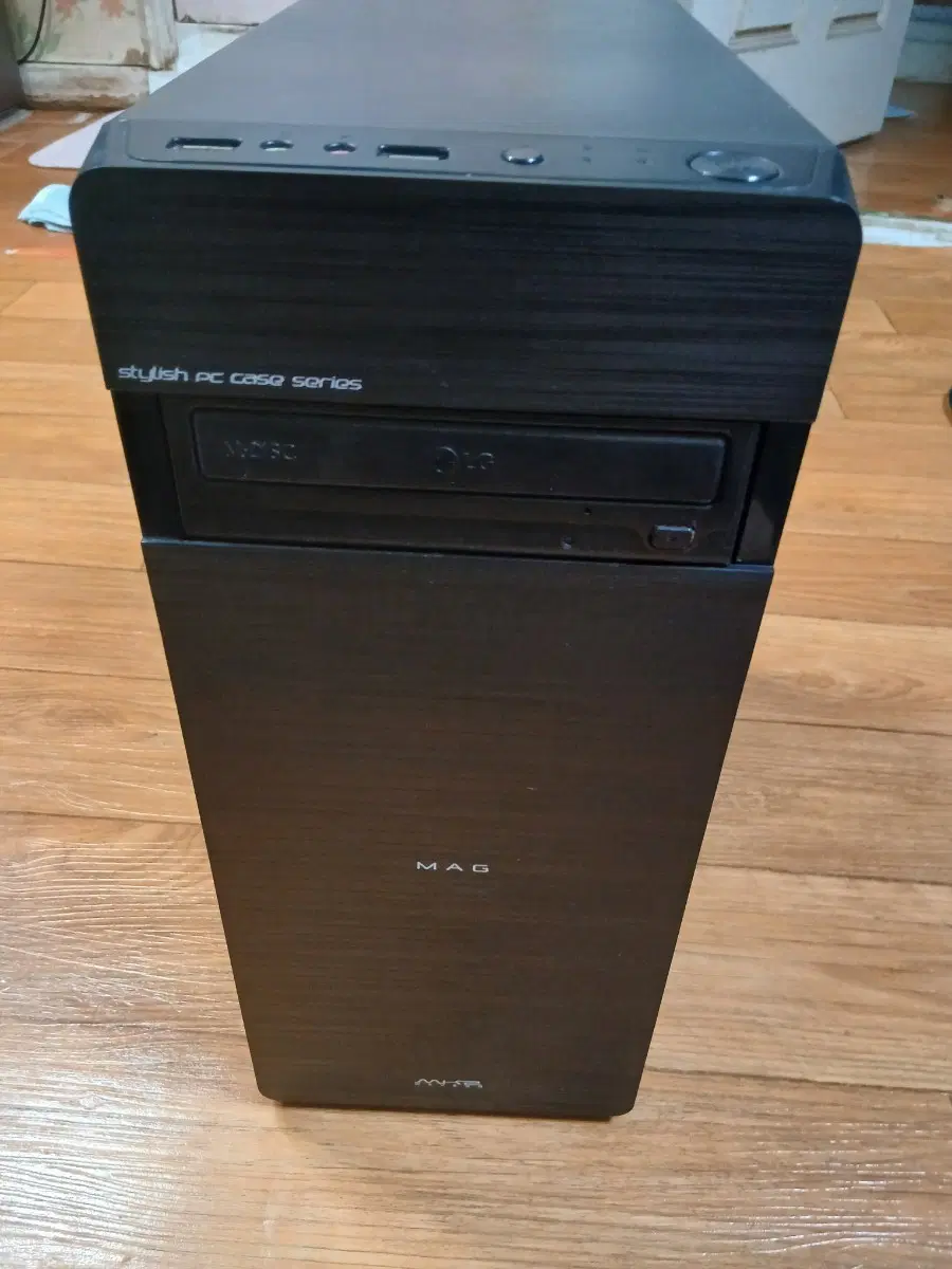 컴퓨터본체 i3 ssd240g 팔아요!