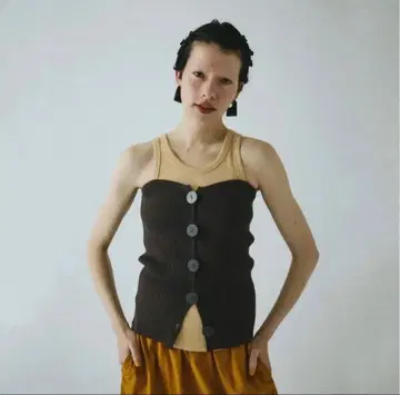 가격 인하 해린도트사이 Front Button Knit Bustier