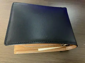 심플한 투톤 지갑, 대용량 카드 수납, 남녀 공용