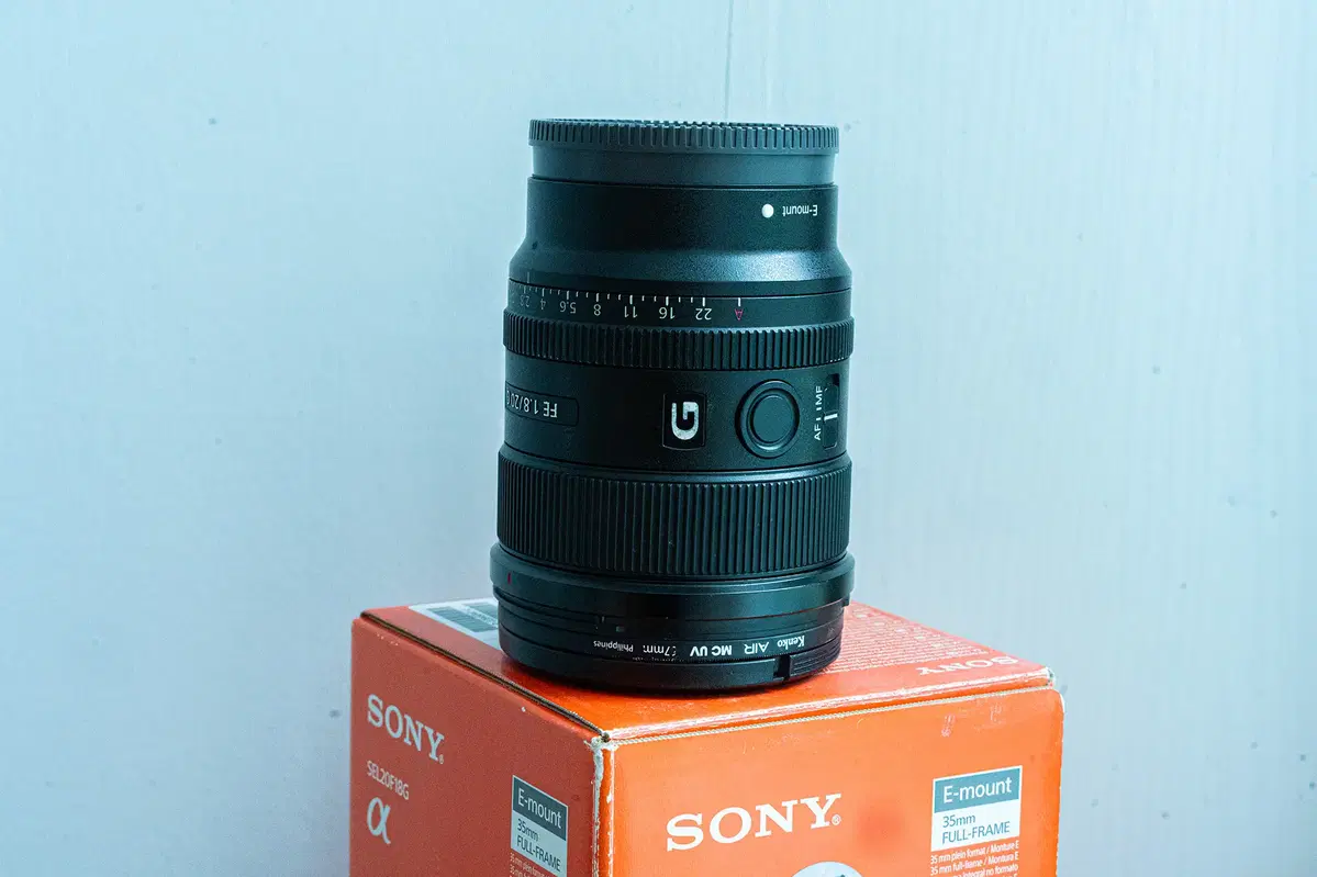 소니 SEL 20mm F1.8