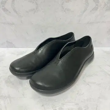 새상품급 CAMPER 캠퍼 스파이럴 코멧 슬립온 38 24cm 블랙