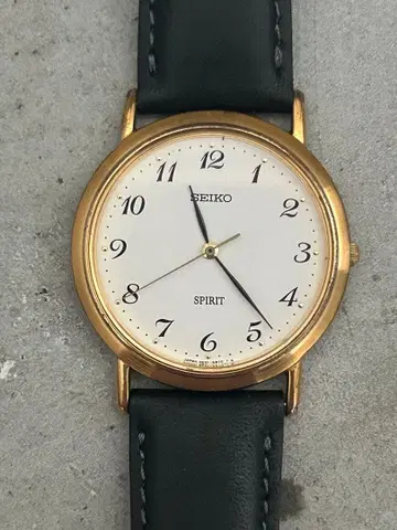 가동품 SEIKO SPIRIT 5E21-6C00 골드 컬러 90년대