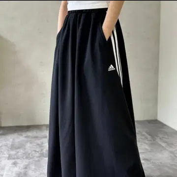 [컨디션 최상] adidas 플레어 스커트 롱 쓰리 스트라이프
