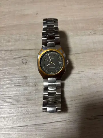 OMEGA 씨마스터 본체 배터리 방전