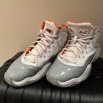 Jordan 스니커즈 화이트 그레이 오렌지
