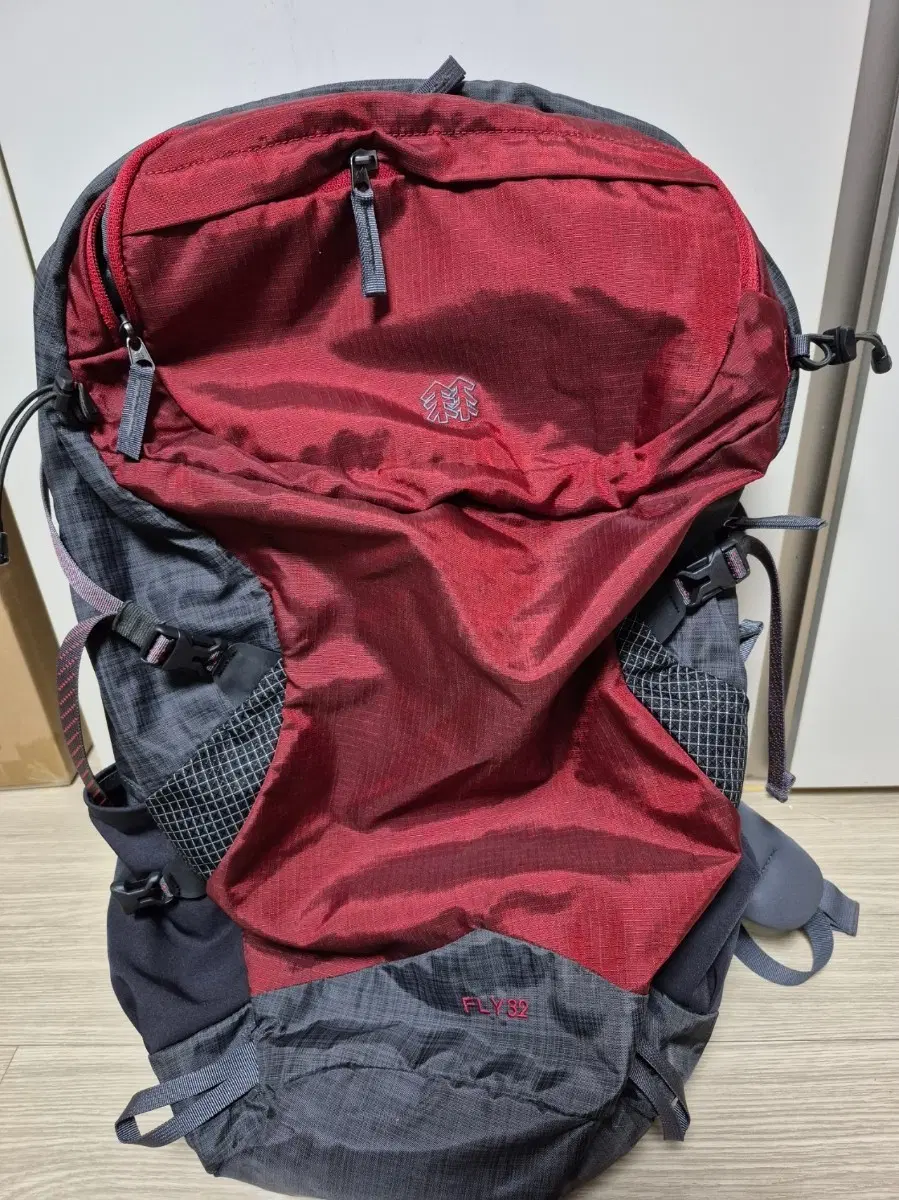 코오롱스포츠 정품 32리터 등산배낭 판매합니다
