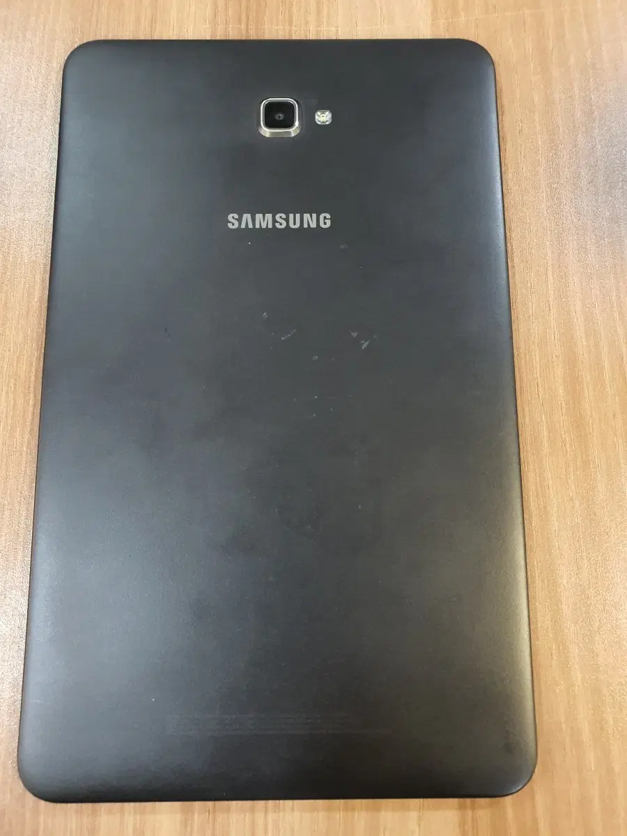 갤럭시탭a 10.1 t585 블랙색상 16년식