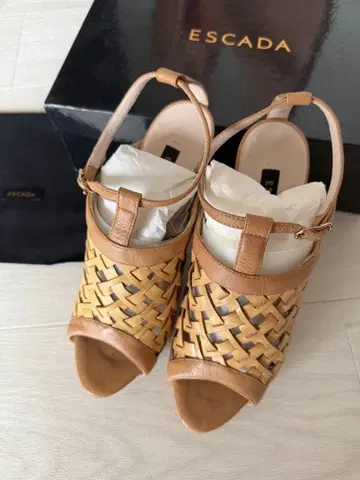ESCADA 샌들 펌프스