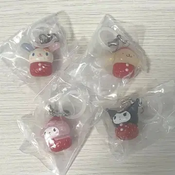 산리오 캐릭터즈 딸기 메지루시 액세서리 4개
