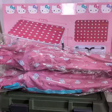 4 헬로키티 접이식 테이블 접이식 의자 세트