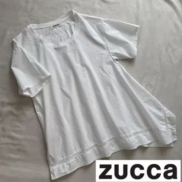 새상품급 ZUCCa 로고 자수 레이스 비대칭 블라우스 / 티셔츠