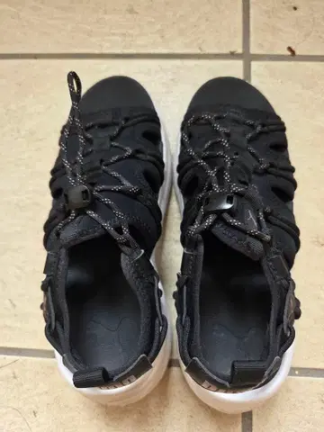 PUMA 샌들