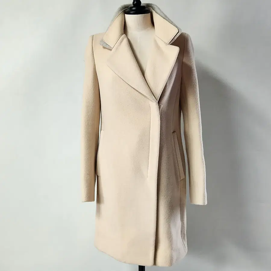 NICE CLAUP 베이지 울 코트 여성 55