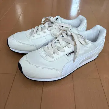 PUMA 스니커즈 화이트
