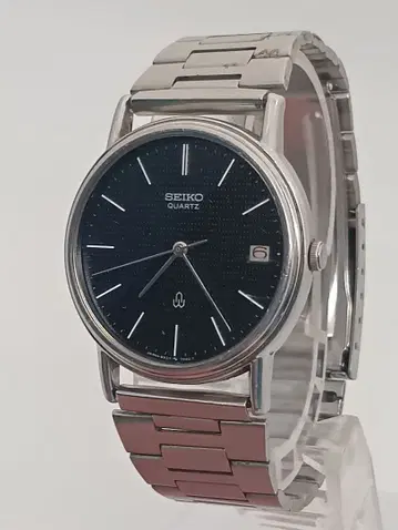 SEIKO QUARTZ 손목시계 실버 블랙 다이얼