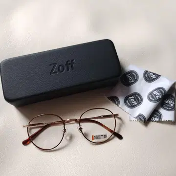 Zoff 안경 새상품 미사용 케이스, 크로스 포함