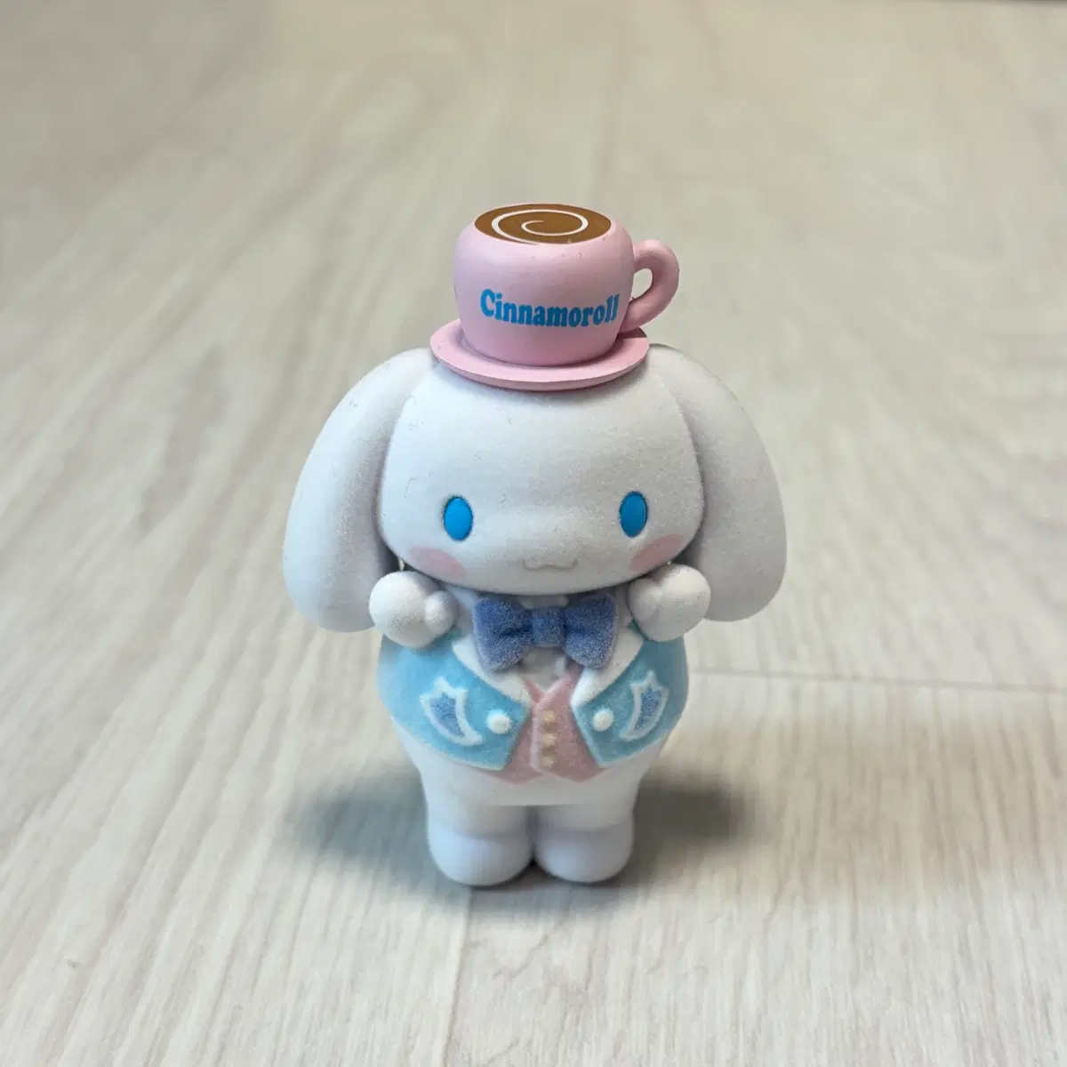 산리오 시나모롤 롱다리 플로키 피규어 퓨로랜드 하모니랜드
