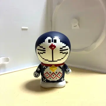 VARIARTS 도라에몽 061 피규어