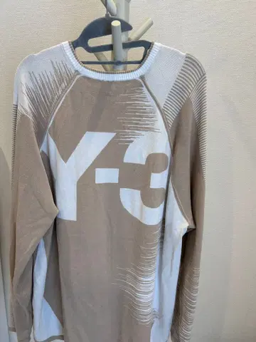 Y-3 얇은 소재 니트
