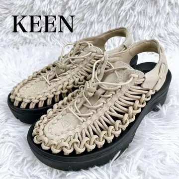 컨디션 최상 KEEN UNEEK PLT 킨 유니크 통굽 샌들 24