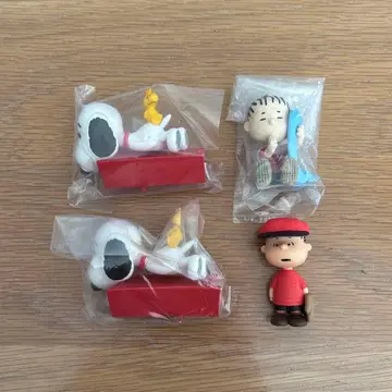PEANUTS SNOOPY 스누피 & 우드스탁 다정한 피규어