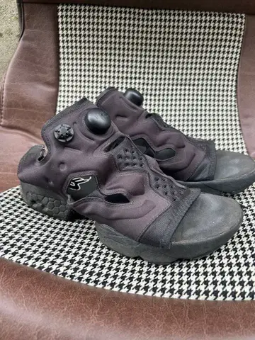 Reebok Instapump Fury Sandal 블랙
