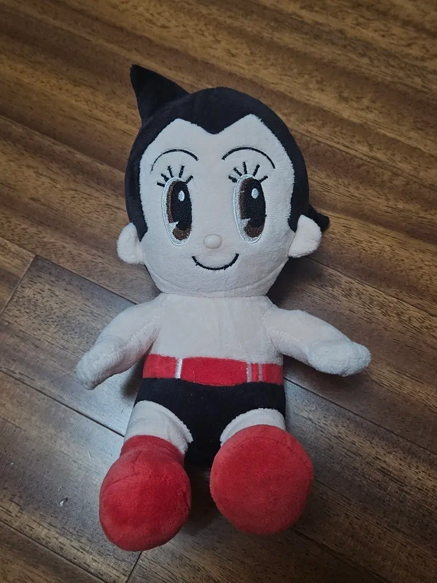 아톰 인형