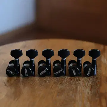 Kiesel 키셀 락 페그 블랙 R6