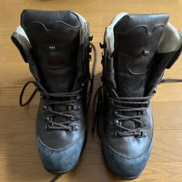 한와그 알래스카GTX 등산화 트레킹 슈즈 브라운 가죽 28cm