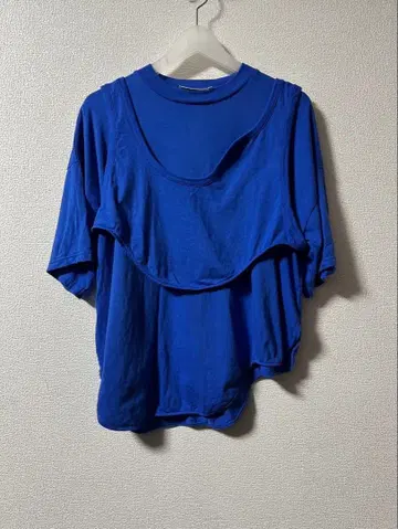 Nagonstans curve hem layered t-shirt