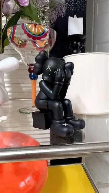 KAWS Holiday 피규어 약 12cm