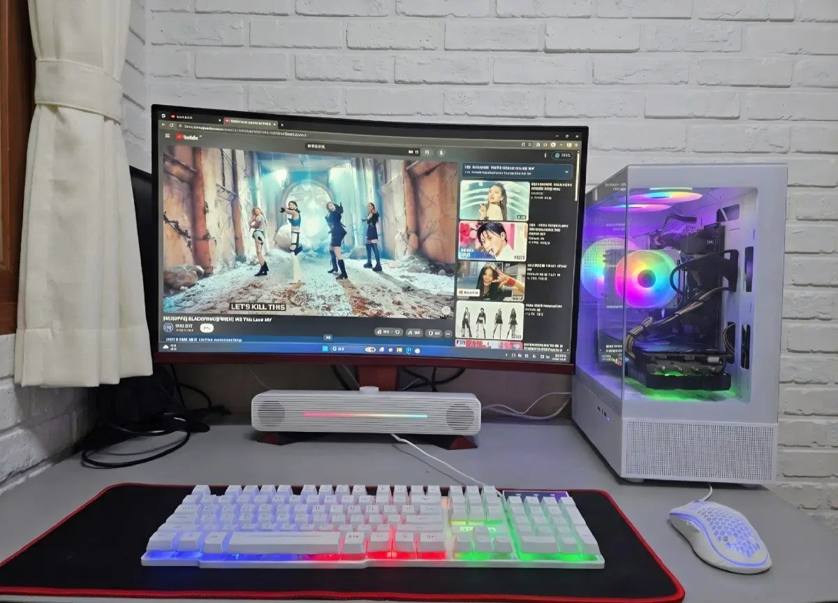 고사양게이밍컴퓨터PC/32인치 커브도144Hz모니터/소모품풀세트