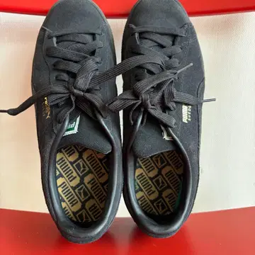 PUMA SUEDE 블랙 스니커즈